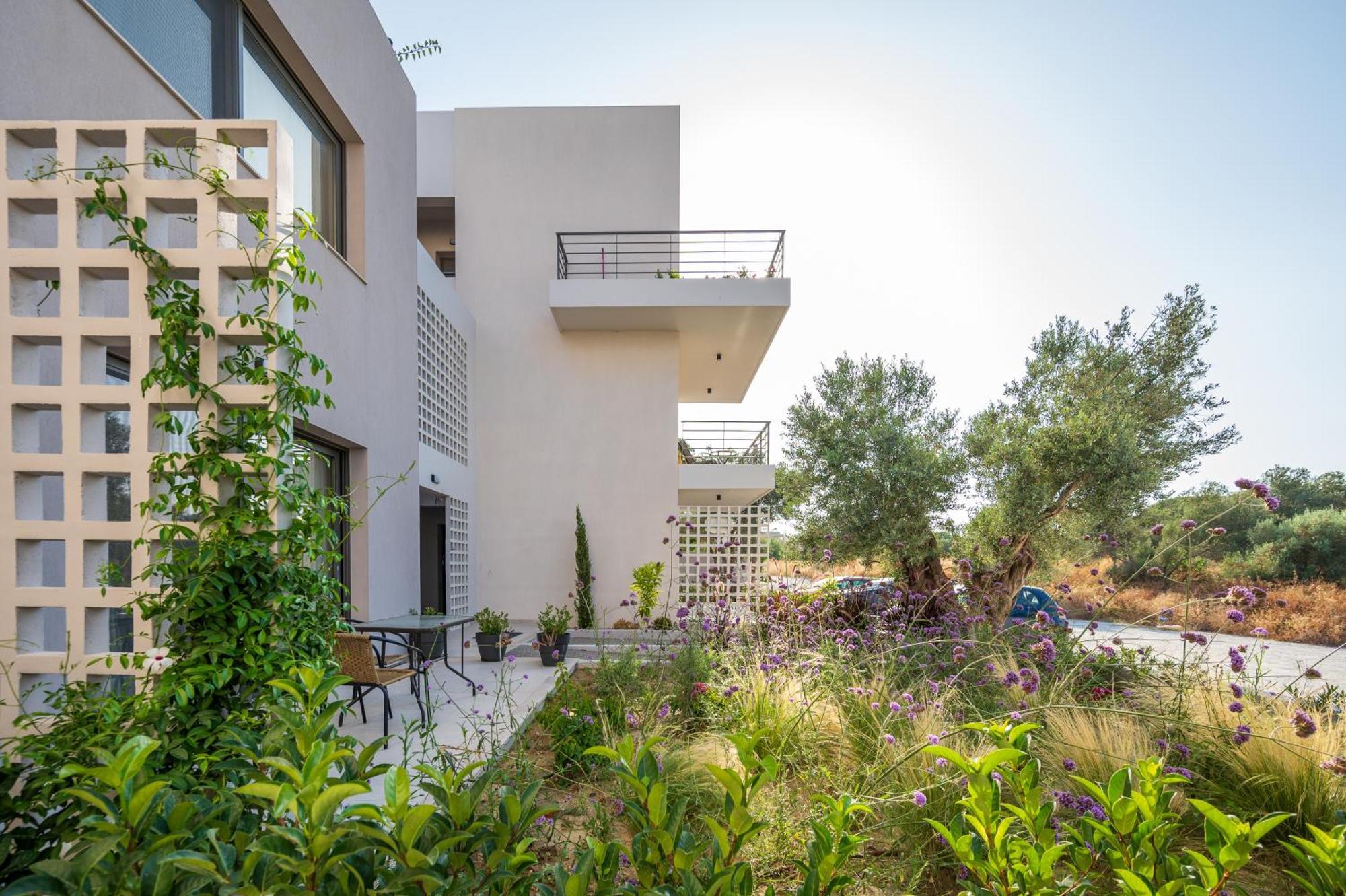 Apartment Arangia Garden Maisonette *