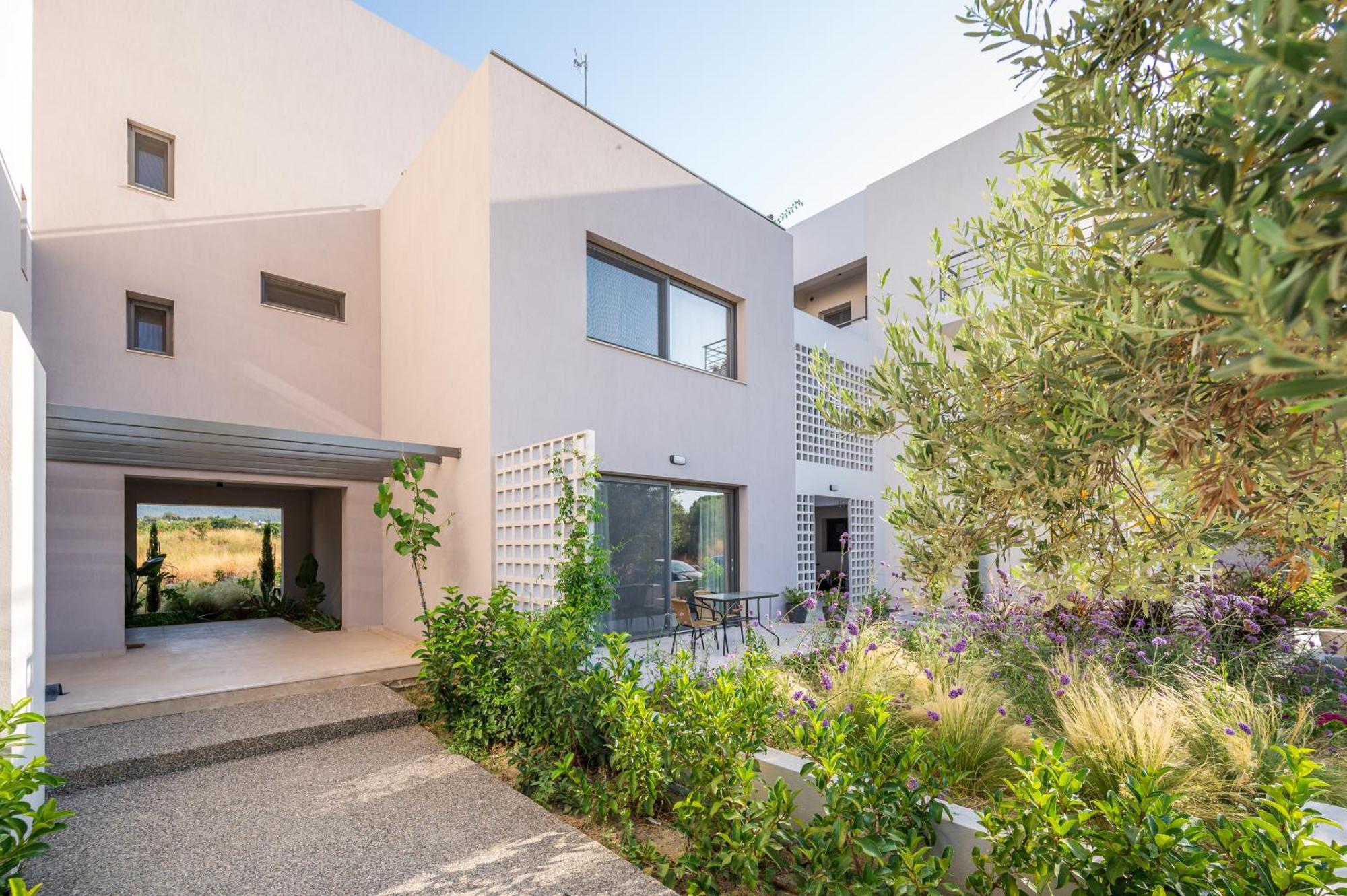 Apartment Arangia Garden Maisonette *