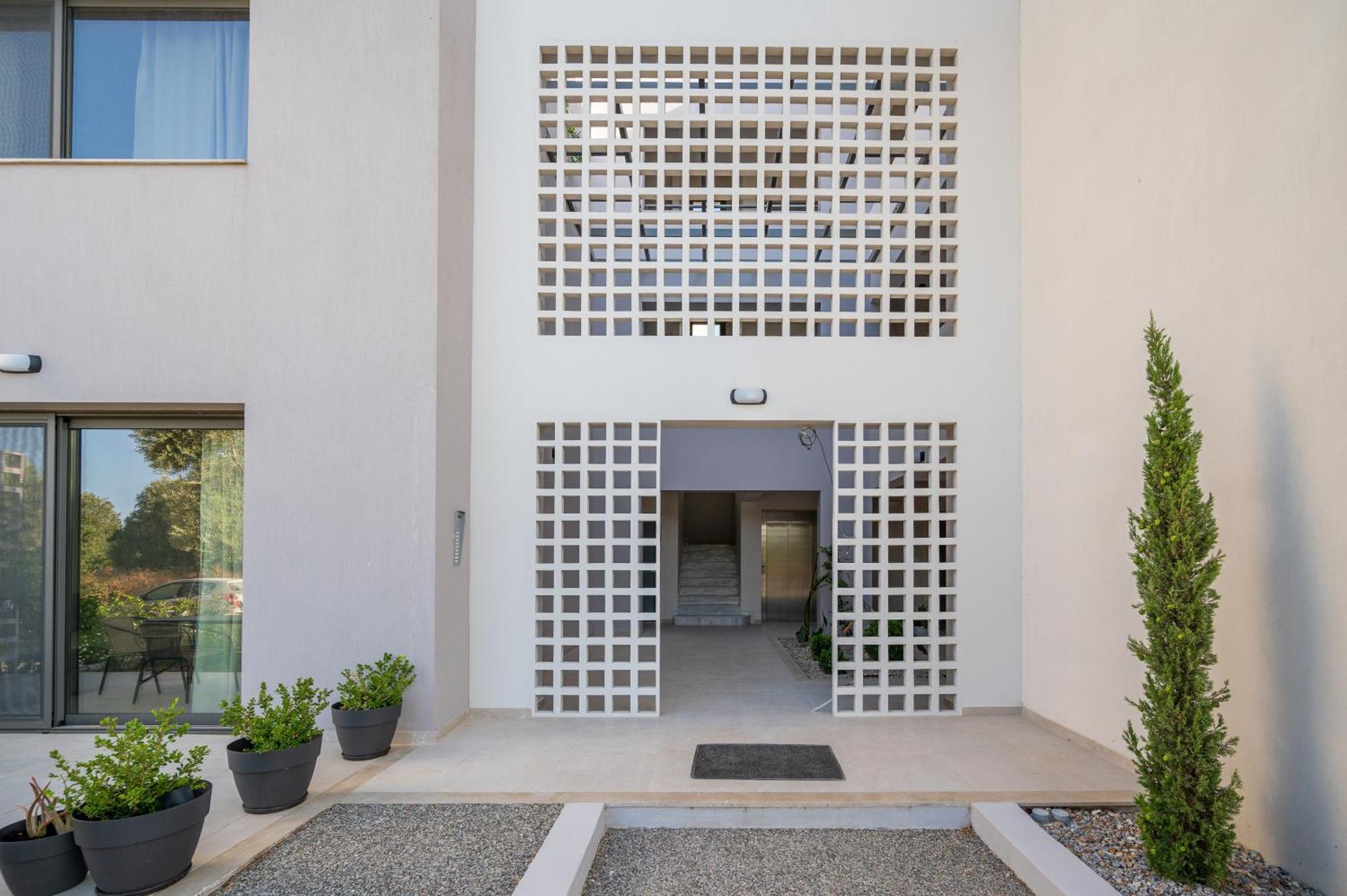 Apartment Arangia Garden Maisonette